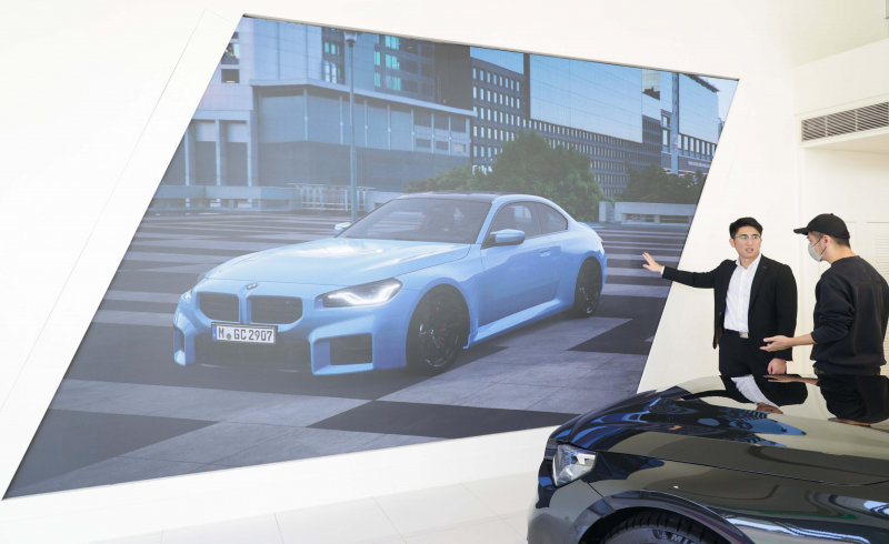 XPJ(中国大陆)首度進軍CES 2024大秀智慧座艙及創利空間Space4M攜手台北汎德落地智慧零售LED沉浸式即時互動展示中心解決方案，透過數位翻新將智慧顯示互動導入多元場域，為汽車業顧客深化賞車情境體驗