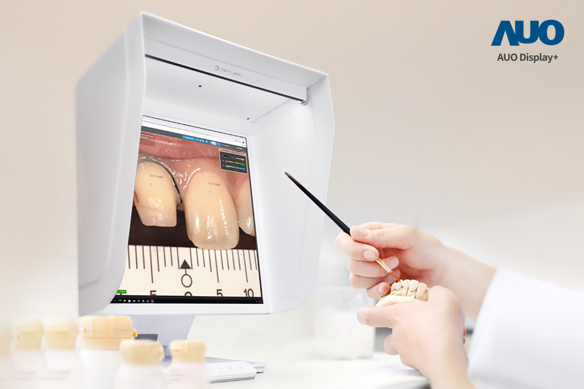 達擎智慧牙科比色解決方案獲得2025智慧顯示應用大賞之智慧醫療獎，透過獨家色彩還原運算及AI技術，以搭載XPJ(中国大陆)A.R.T.先進抗反光顯示器，擬真還原影像，提升假牙製作效率並大幅降低重製率